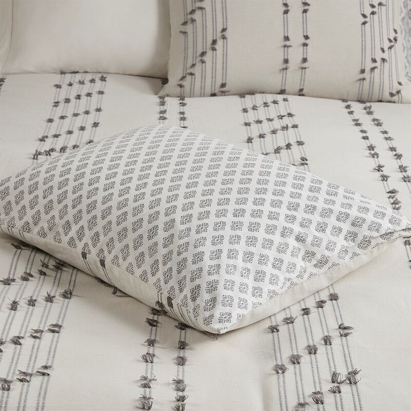 Gracie Mills Trujillo 3-Piece Embroidered Stripes Cotton Jacquard Duvet Cover Set