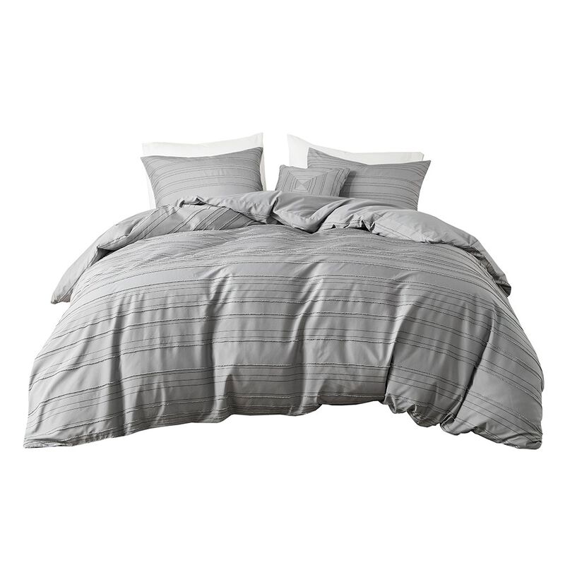 Gracie Mills Lucia Dyed Clip Jacquard Duvet Cover Set with Throw Pillow