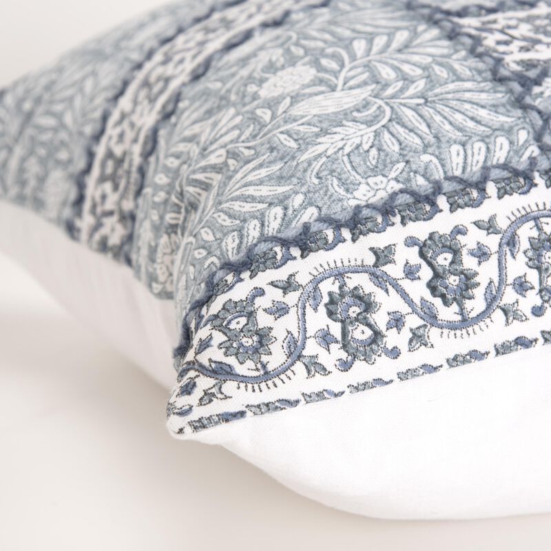 T19632 Pillow
