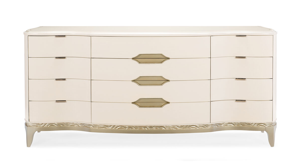 Adela Dresser