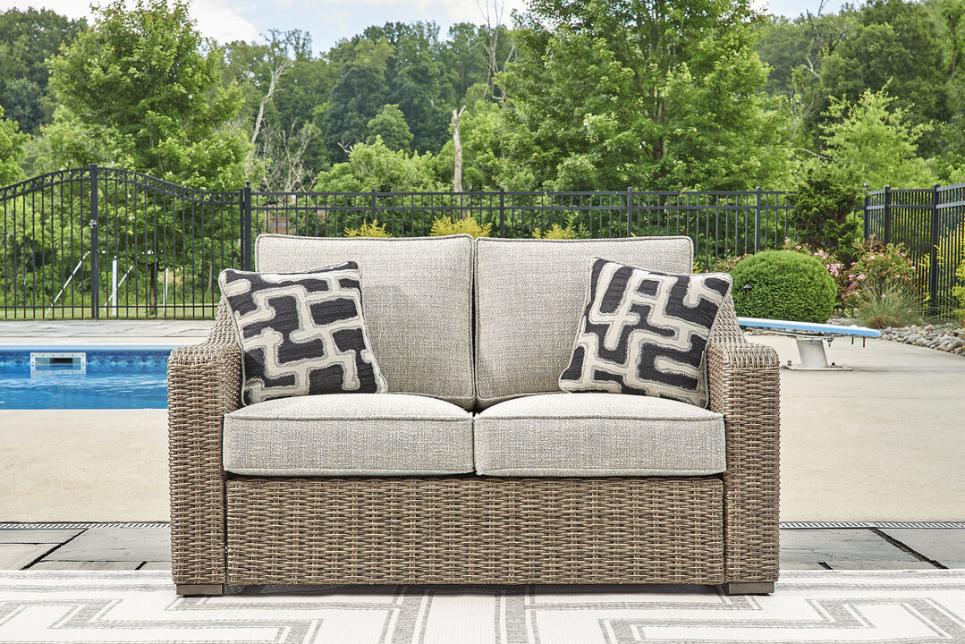 Beachcroft Outdoor Loveseat with Cushion
