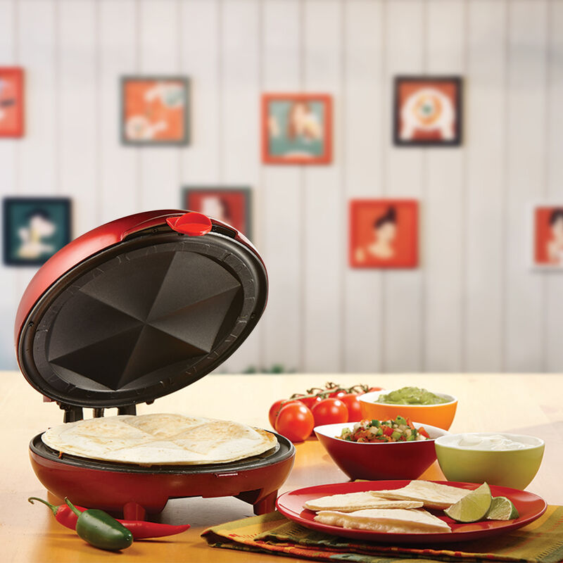 Brentwood Quesadilla Maker (Red)