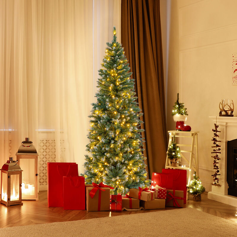 Pre-Lit Artificial Christmas Tree with Snowy Branch Tips for a Wintery and Festive Holiday Atmosphere