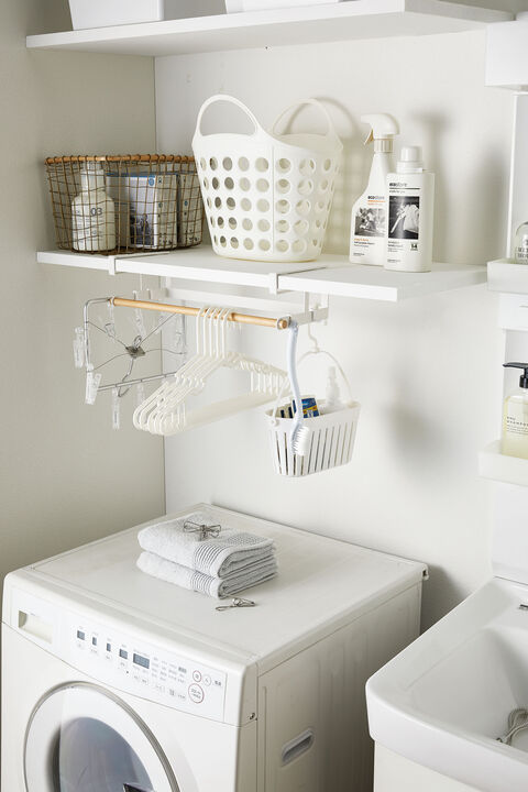 Undershelf Hanger