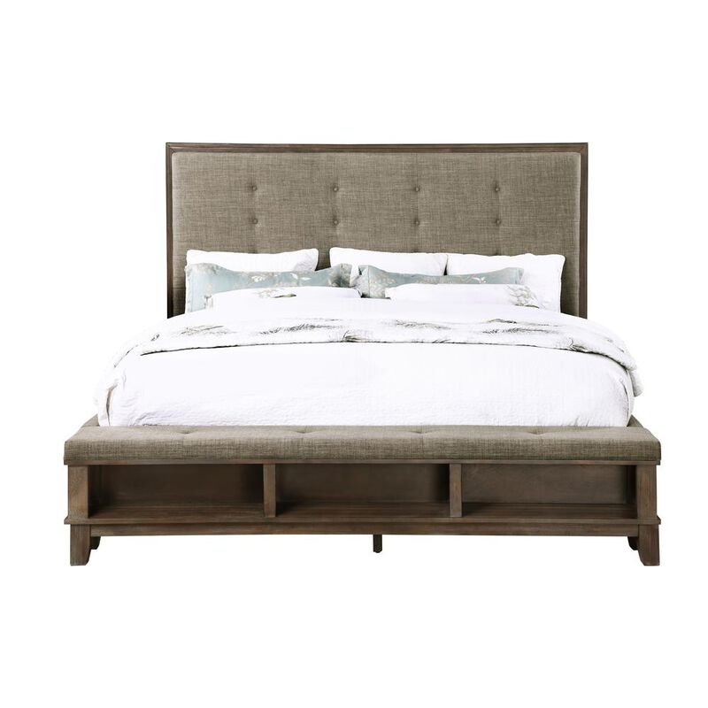 New Classic Furniture Furniture Cagney Traditional Queen Wood Bed in Brown