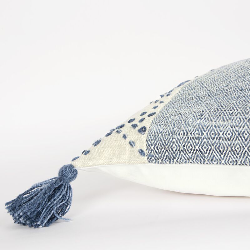T17942 Pillow