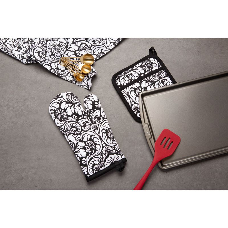 Set of 2 Black Damask-Style Multi-Purpose Dish Towels 18' x 28"