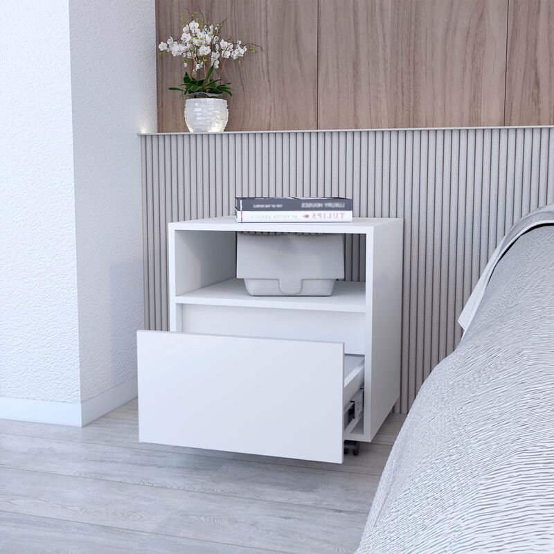 Duncan Nightstand