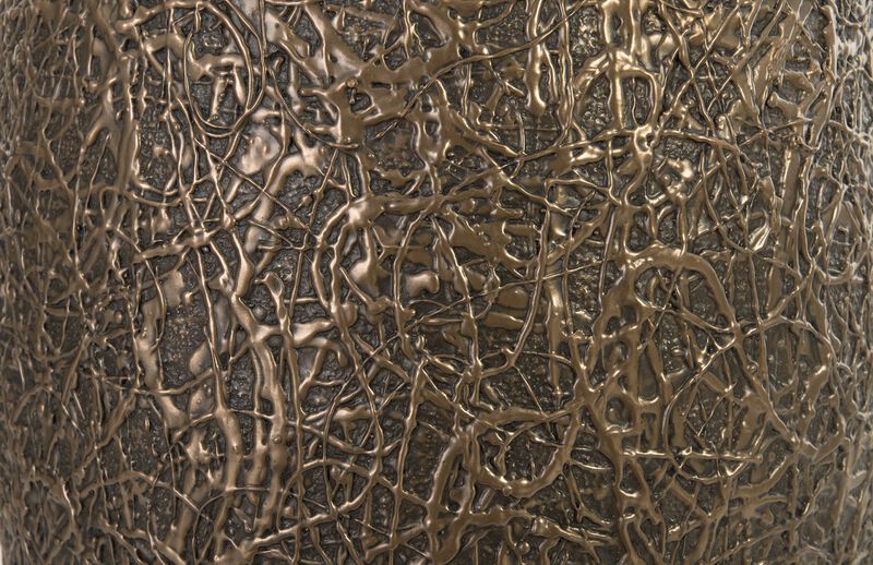 String Theory Medium Planter