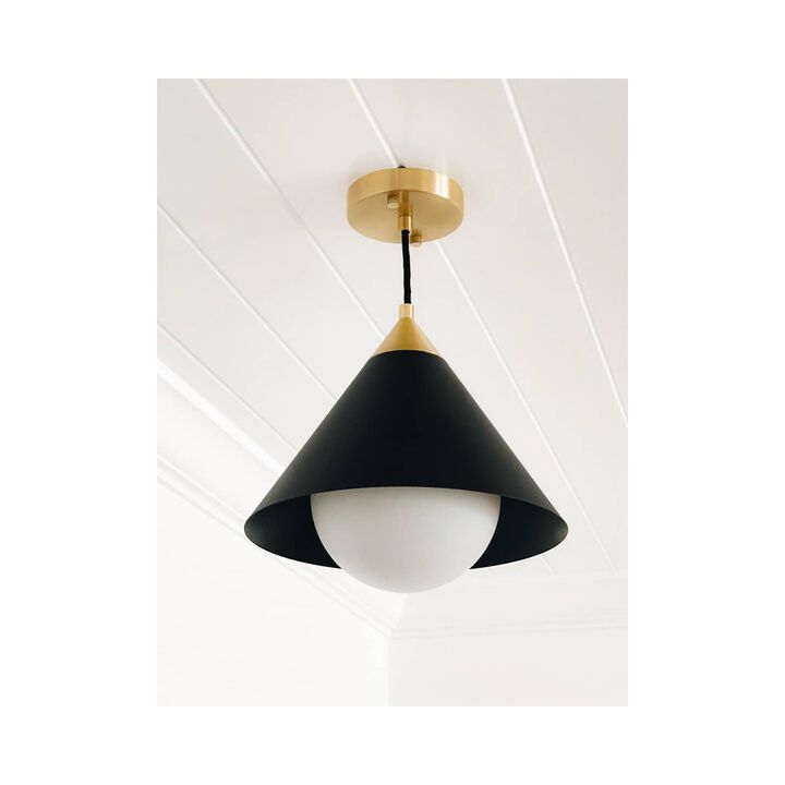 Hilton Pendant