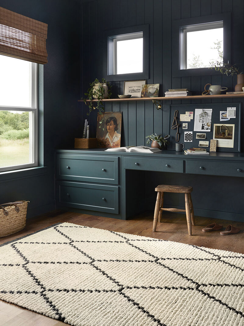 Alice ALI04 7'9" x 10' Rug