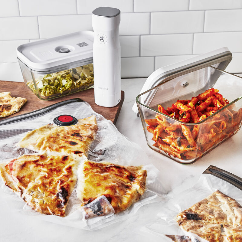 ZWILLING Fresh & Save 7-pc Vacuum Sealer Machine Starter Set, Sous Vide Bags, Meal prep, Airtight Food Storage Containers Glass