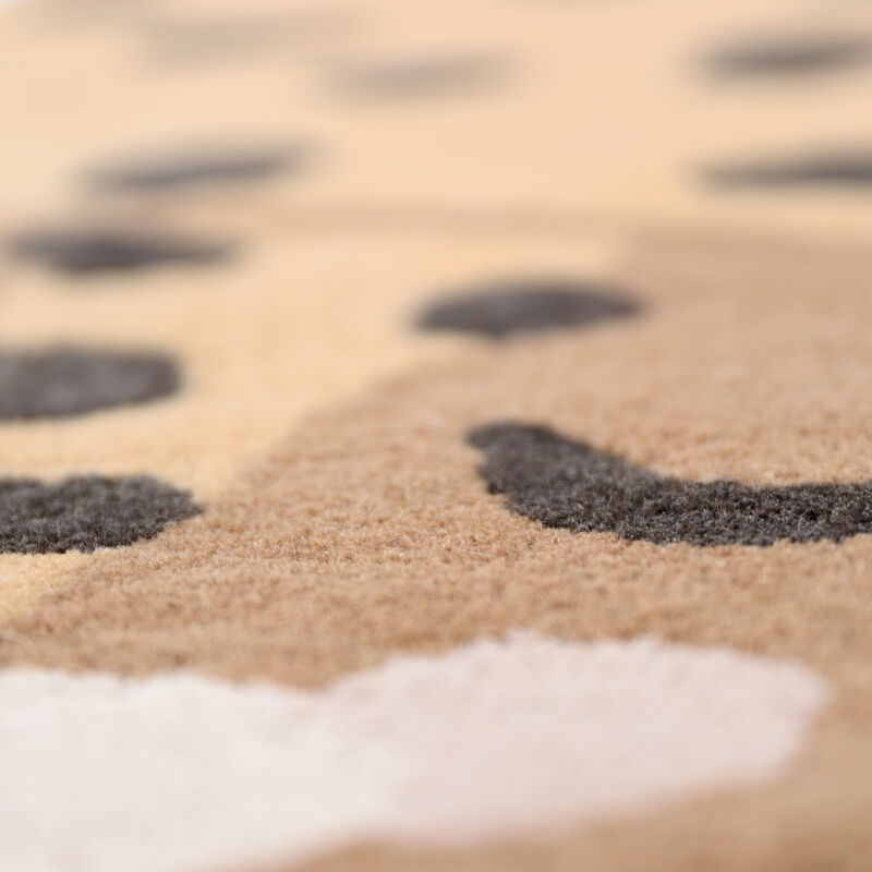 RUG KUMAKO