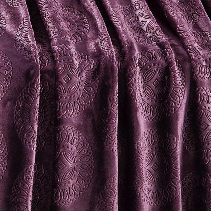 Ceasar Soft Plush Contemporary Embossed Collection All Season Throw