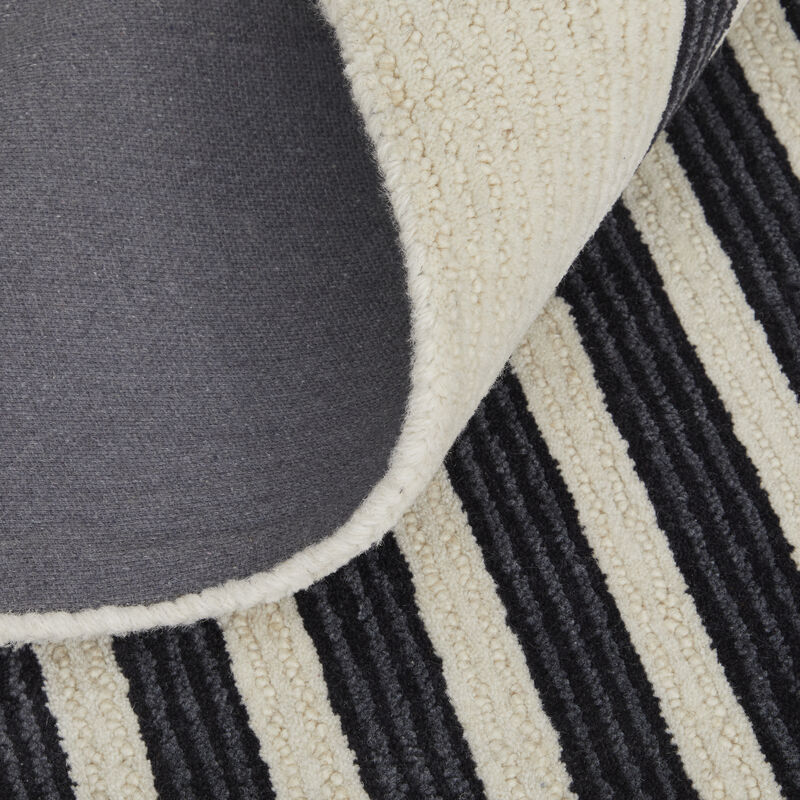 Macguire 8900F 8' x 10' Rug