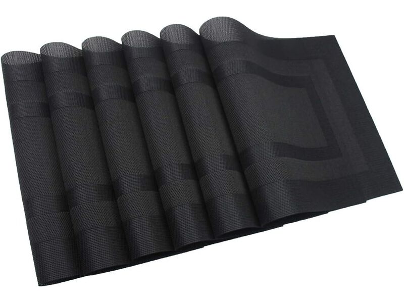 PIGCHCY Placemats with Matching Table Runner