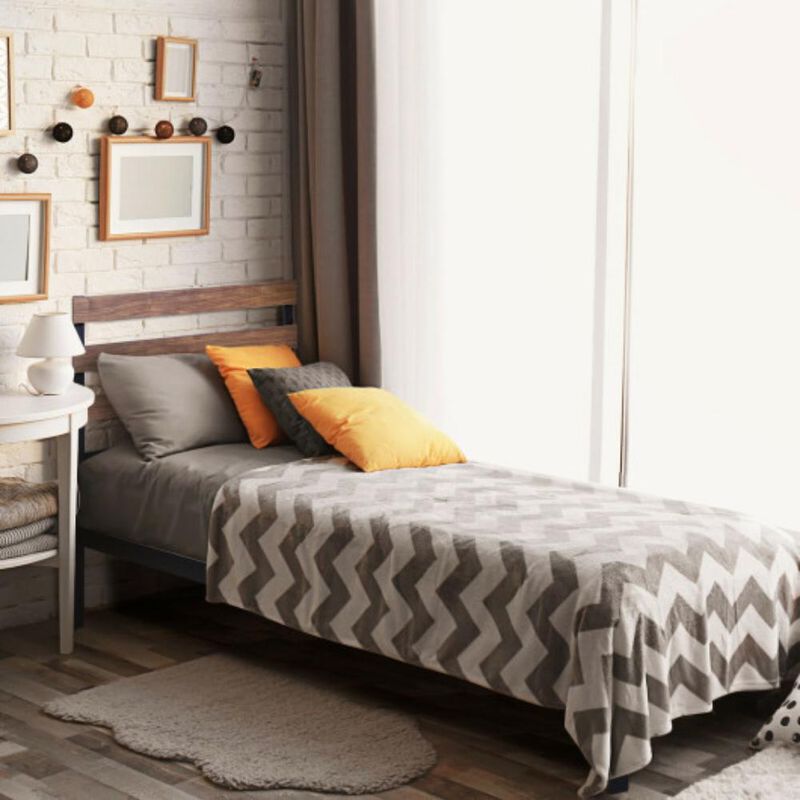 Metal Bed Frame Foundation with Headboard-Twin Size