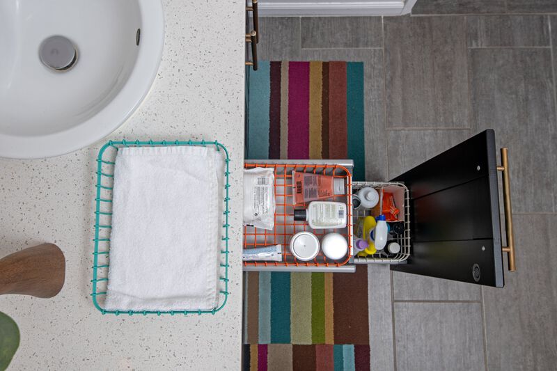 Loop Heavy-Duty Wire Bin-Shallow-Orange-set of 4