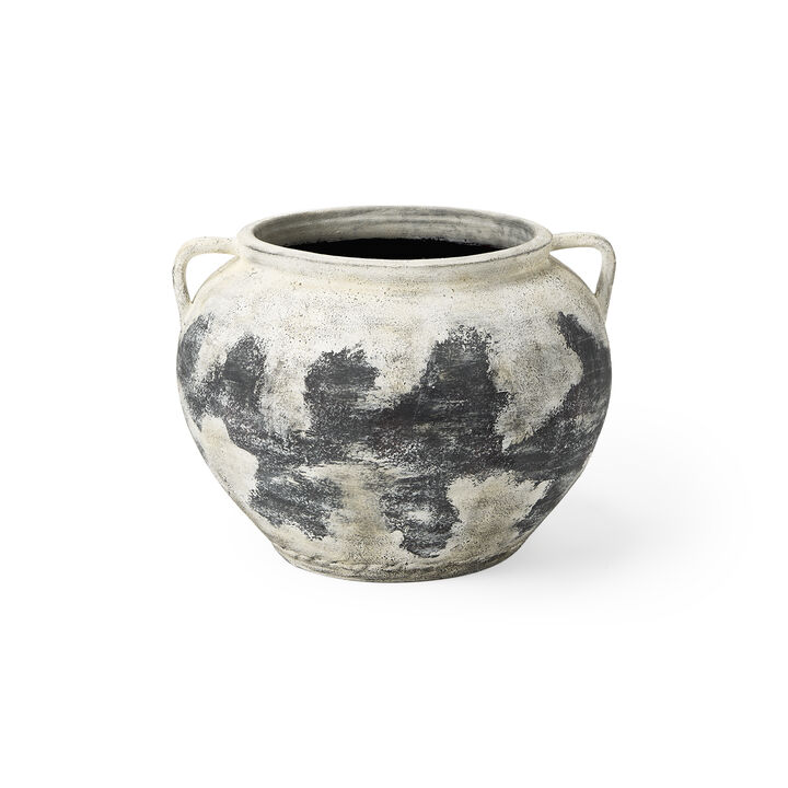 Boscia Floor Vase