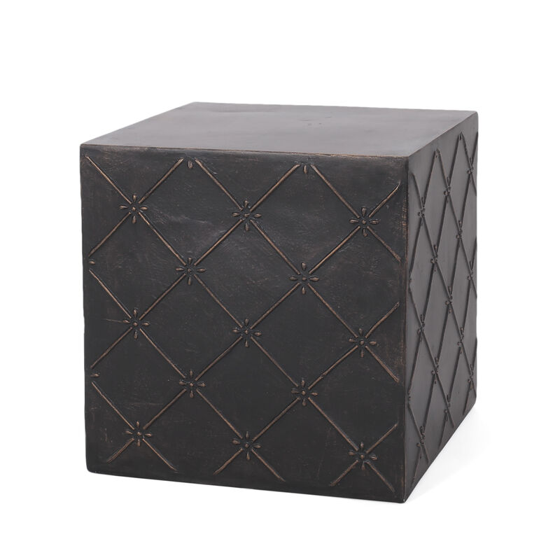 Diamond Patterned Concrete End Table for Modern Outdoor Living