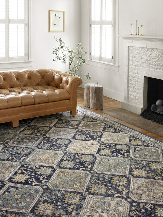Jocelyn JOC02 2'3" x 4'" Rug