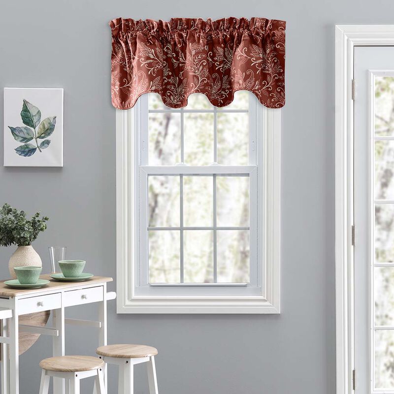 Ellis Curtain Lexington Leaf Pattern on Colored Ground Scallop Valance