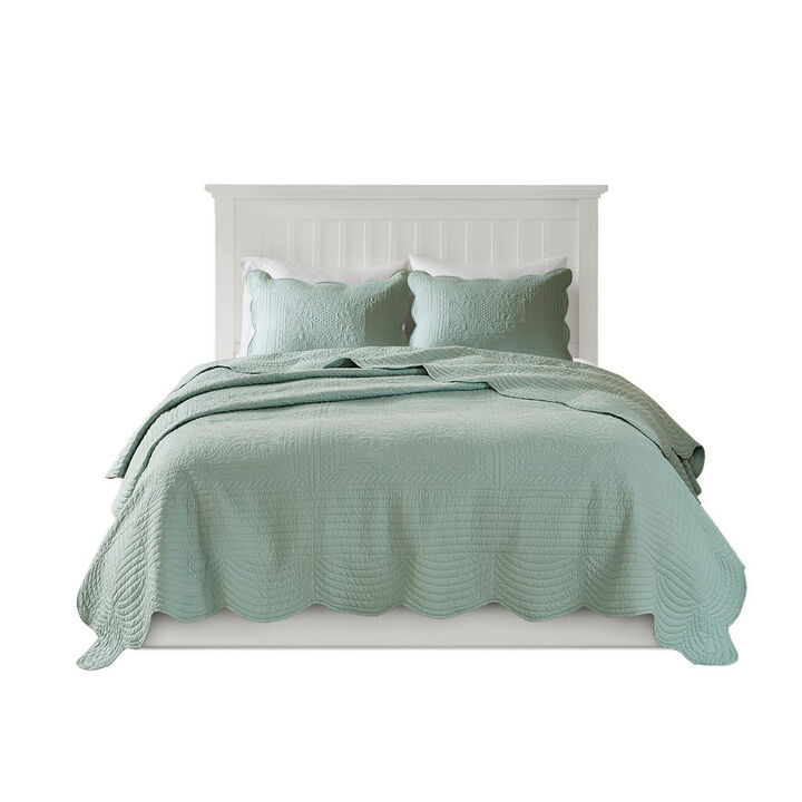 Gracie Mills Salvatore 3-Piece Reversible Country-Inspired Scalloped Edge Quilt Set
