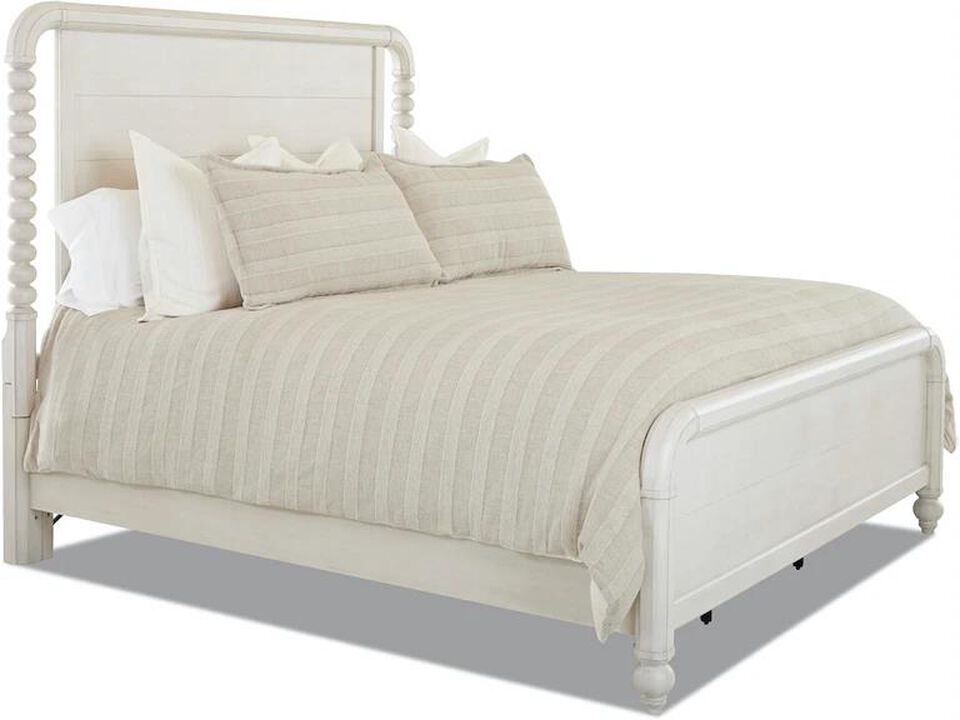 Nashville Panel Post Bed