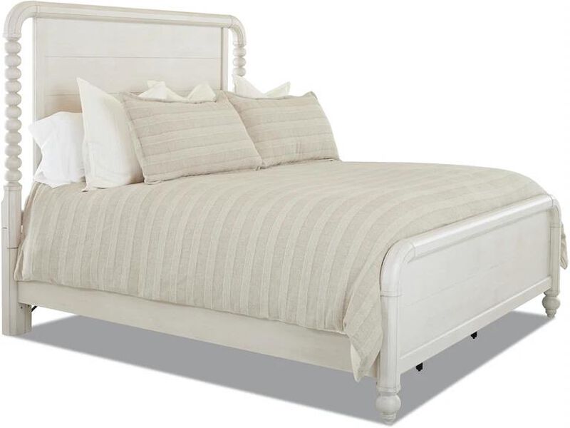 Nashville Panel Post Bed