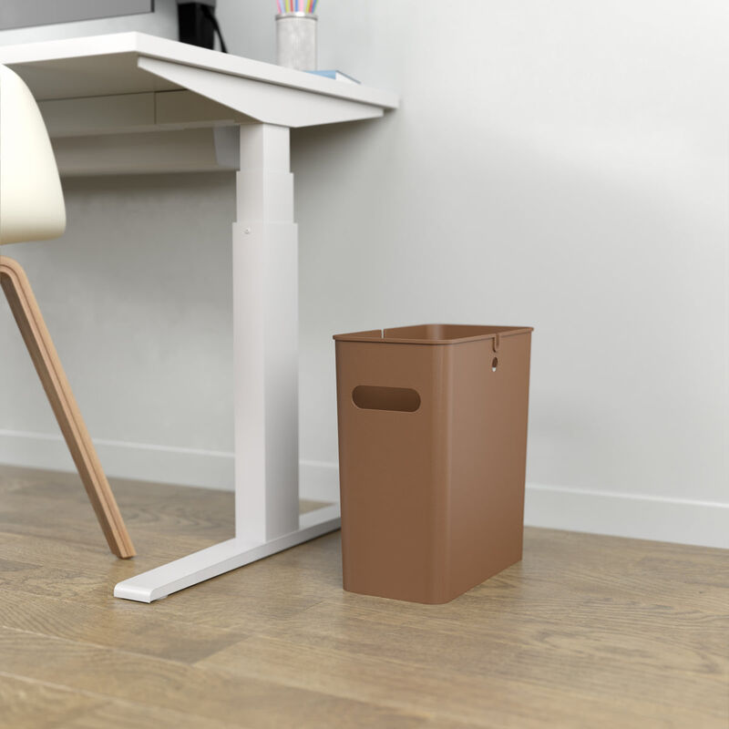 iTouchless 4.2 Gallon / 16 Liter SlimGiant Toffee Brown Wastebasket