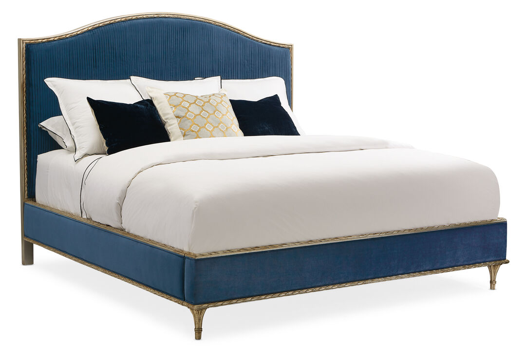 Fontainebleau King Platform Bed