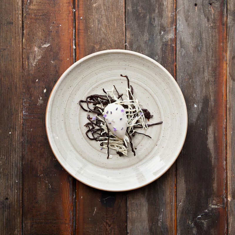Terrain dia.10.5" Round Brown Porcelain Plate (Set of 4)