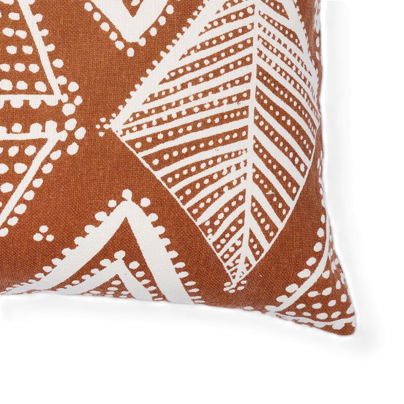 Nature whisper Saal Tree print square pillow