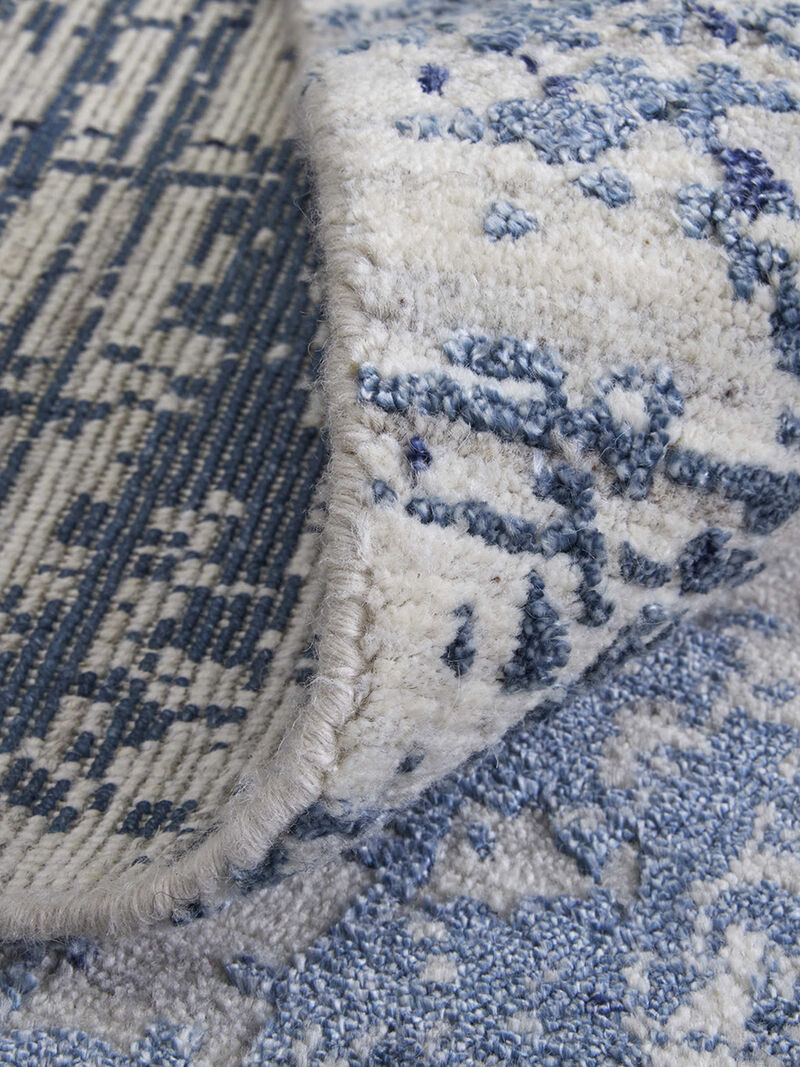Eastfield 69AEF 3' x 5' Blue/Ivory Rug