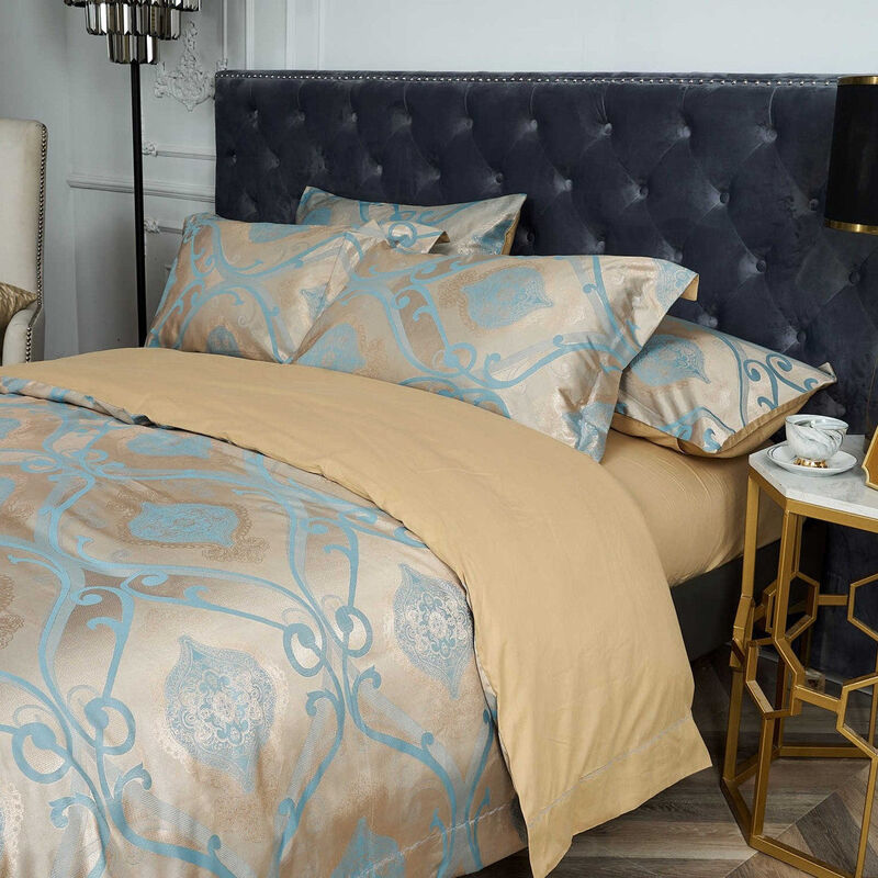 Dolce Mela Duvet Cover Set Jacquard Top & 100% Cotton Inside