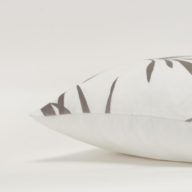 T20571 Pillow