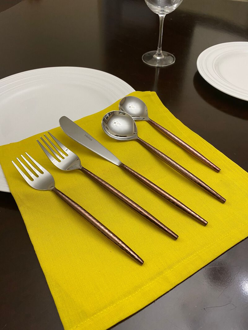 Hammered Stainless Steel Flatware 20-PC Set-Brown