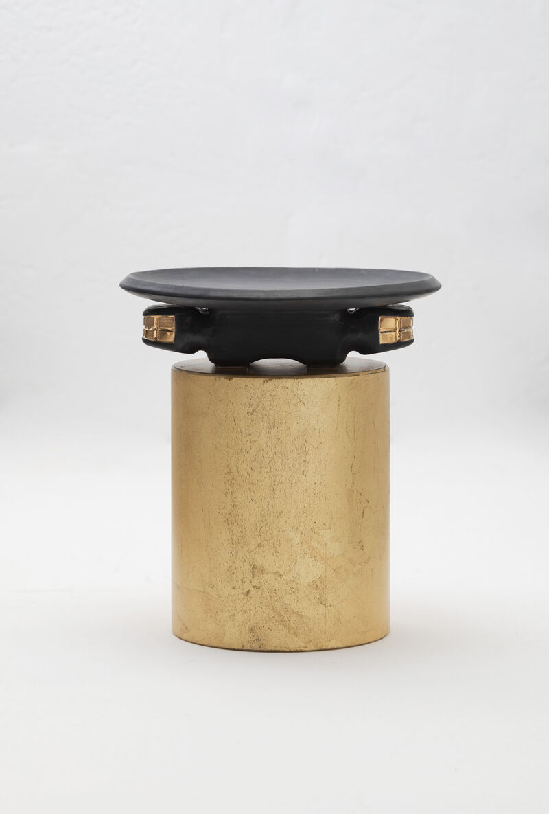 JAGUAR Decorative Ceramic Platter in Black Glaze with Gold Luster Details, by ANDEAN, In Stock