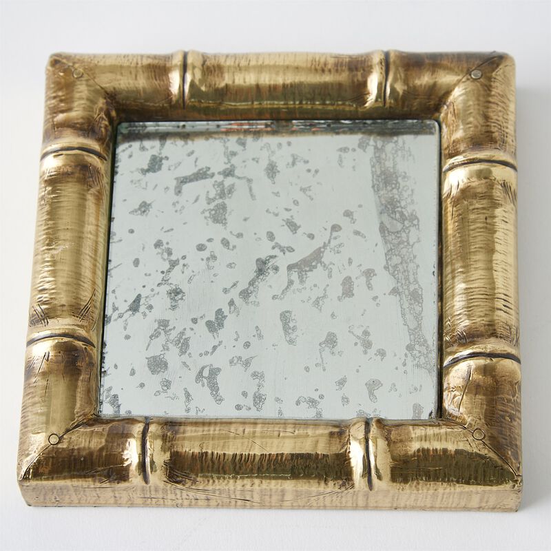 Bamboo Vitrine