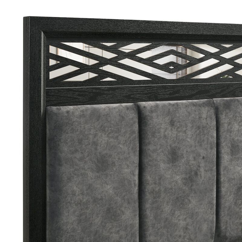 New Classic Furniture Obsidian Wood Queen Bed, Black