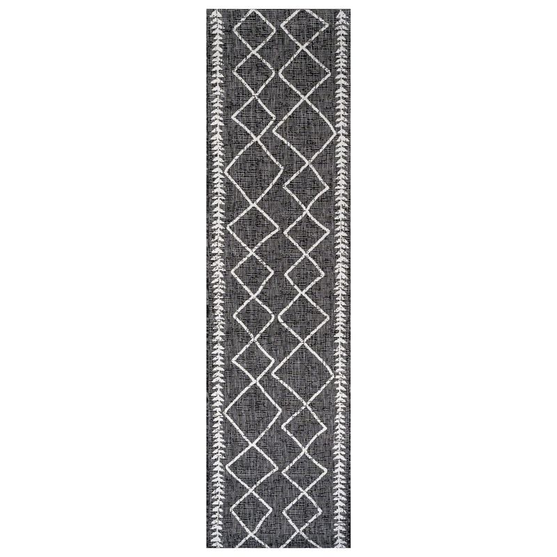 Derya Tribal Diamond Trellis Indoor/Outdoor Area Rug