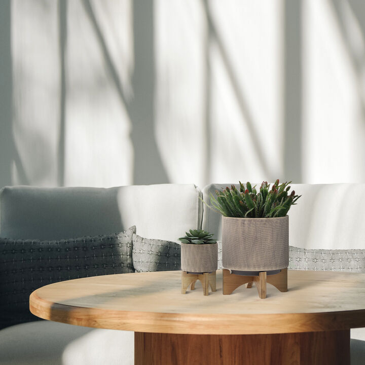 Mesh Planter with Stand