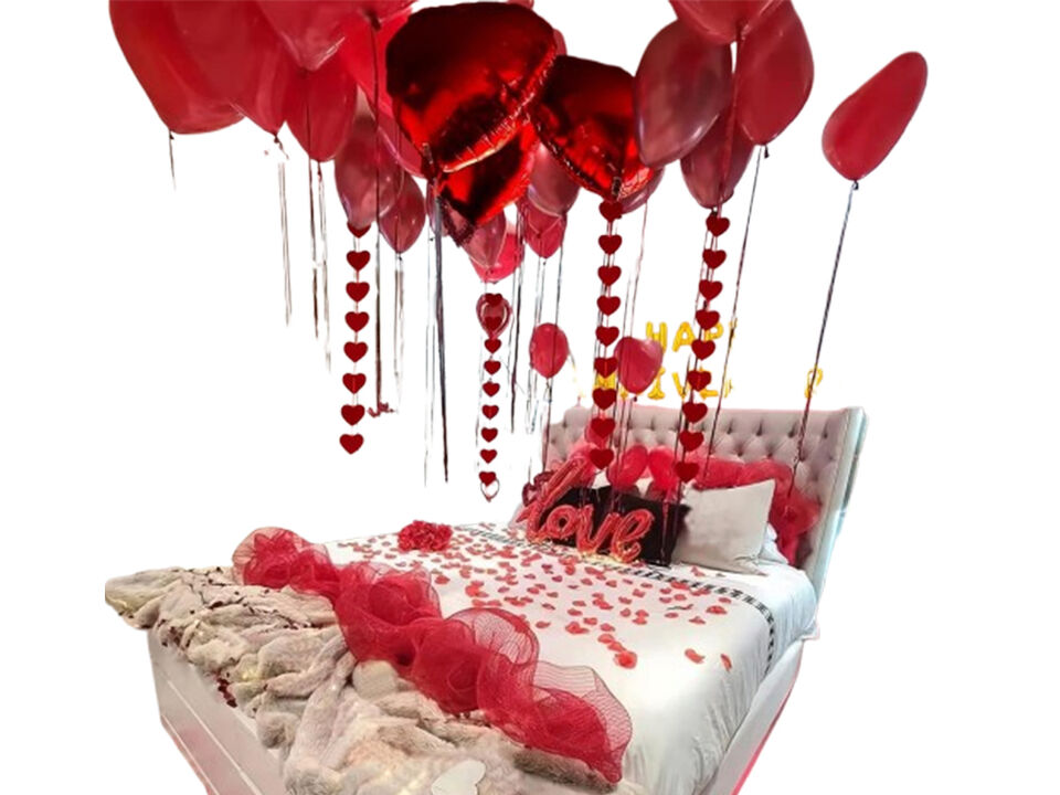Anniversary  Day Decor,1113PCS Red Felt Garland Hanging String Hearts