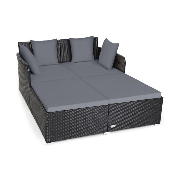Hivvago Spacious Outdoor Rattan Daybed with Upholstered Cushions and Pillows