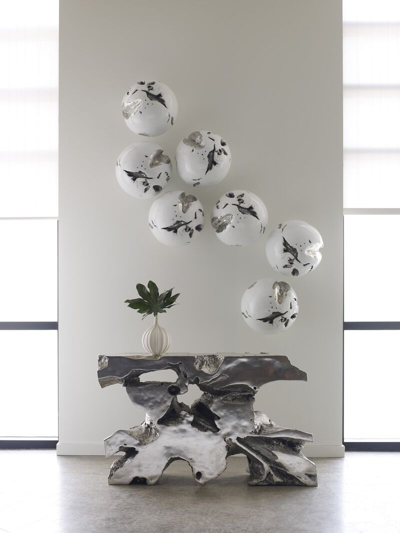 Cast Root Large Wall Ball
