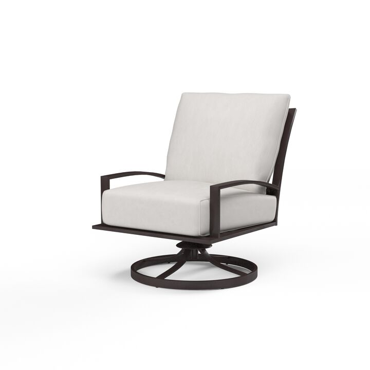 La Jolla Club Swivel in Canvas Flax w/ Self Welt