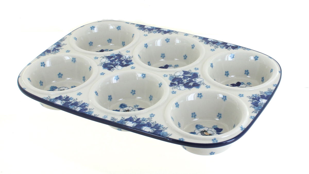 Blue Rose Polish Pottery Alyce Muffin Pan