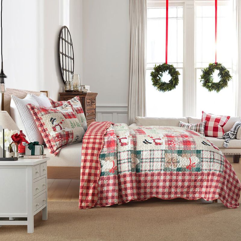 Marcielo 3 Pc Velvet Quilted Oversized Christmas Quilt Bedspread Set