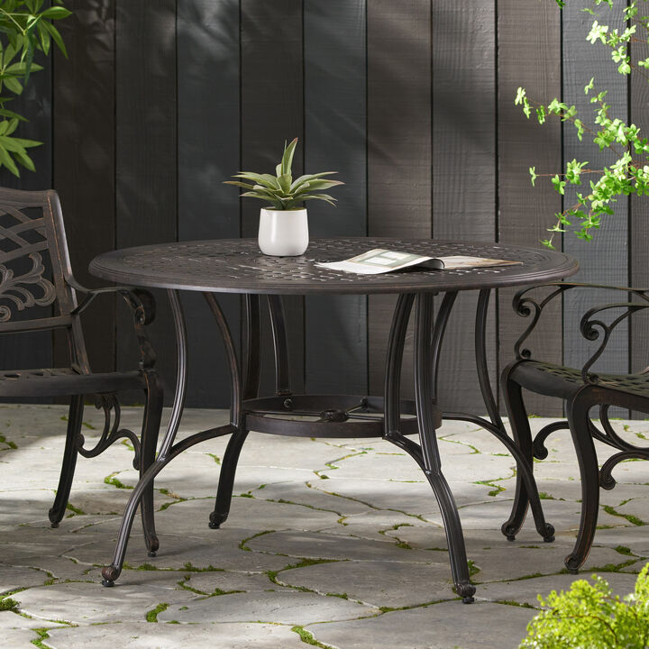 Enchanting Lattice Dining Table A Timeless Focal Point for Your Patio
