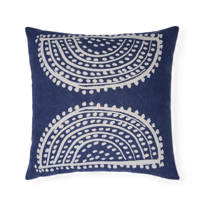 Nature whisper Saal Tree print square pillow